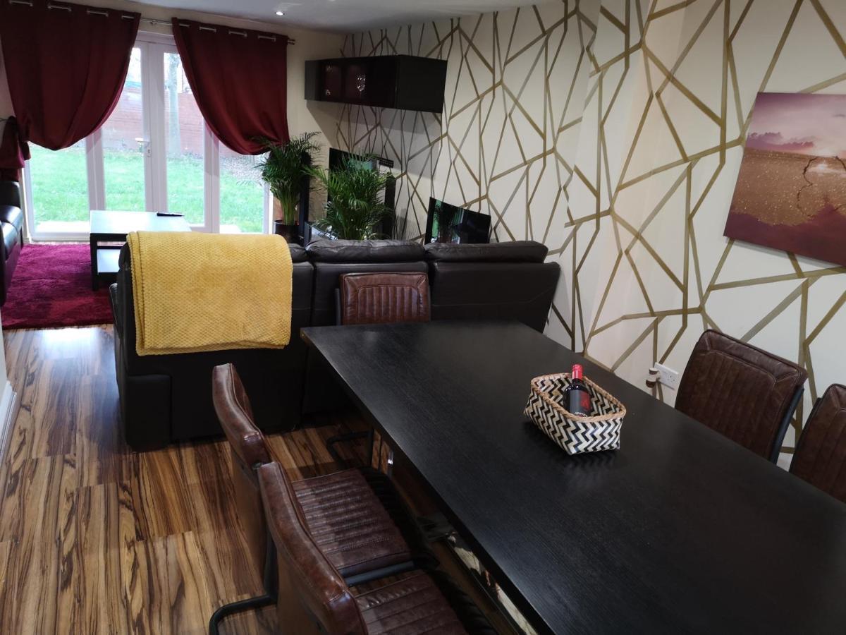 Nightingale Gardens - 4 Bed Detached House - Manchester Apartment Luaran gambar