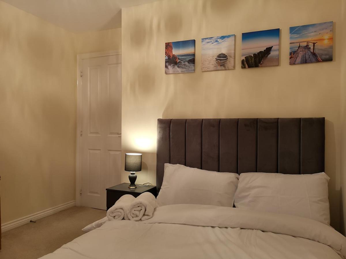 Nightingale Gardens - 4 Bed Detached House - Manchester Apartment Luaran gambar