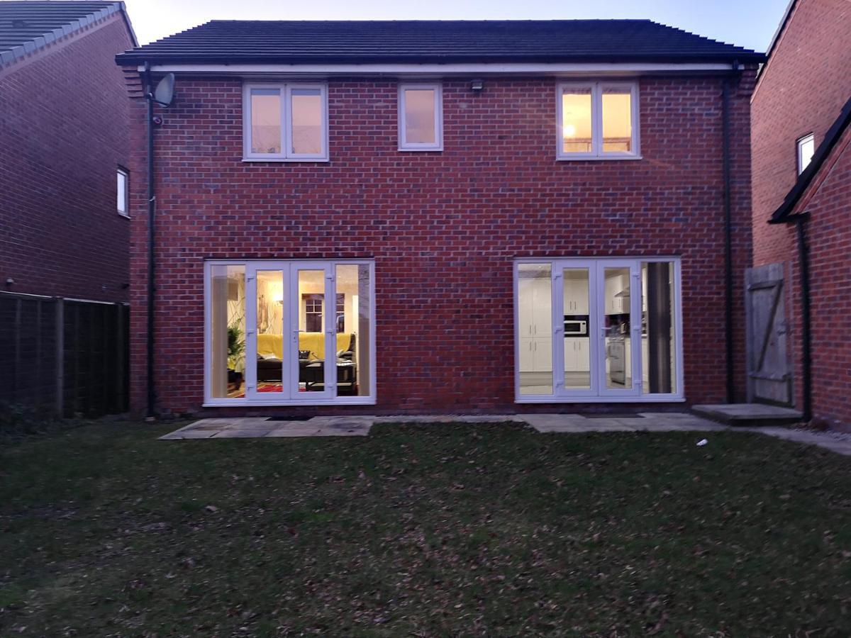 Nightingale Gardens - 4 Bed Detached House - Manchester Apartment Luaran gambar