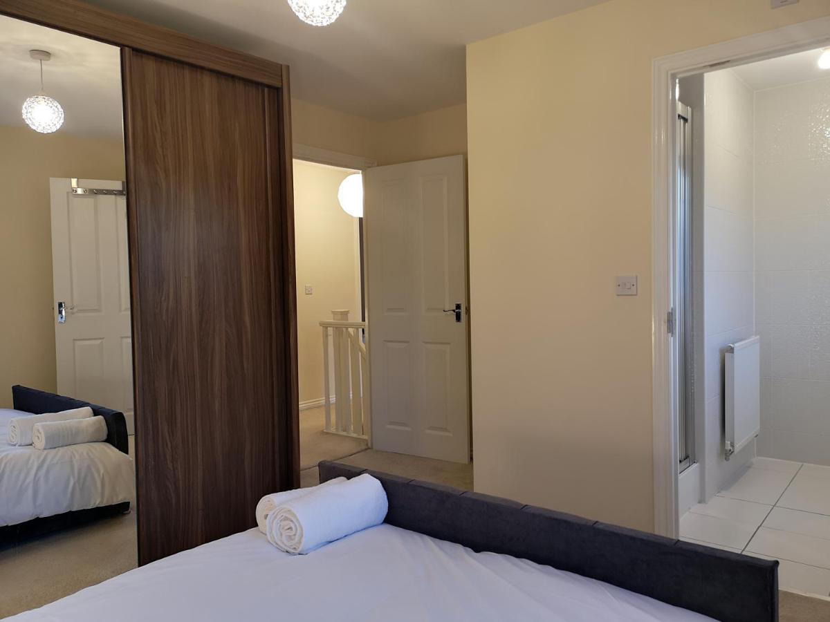 Nightingale Gardens - 4 Bed Detached House - Manchester Apartment Luaran gambar